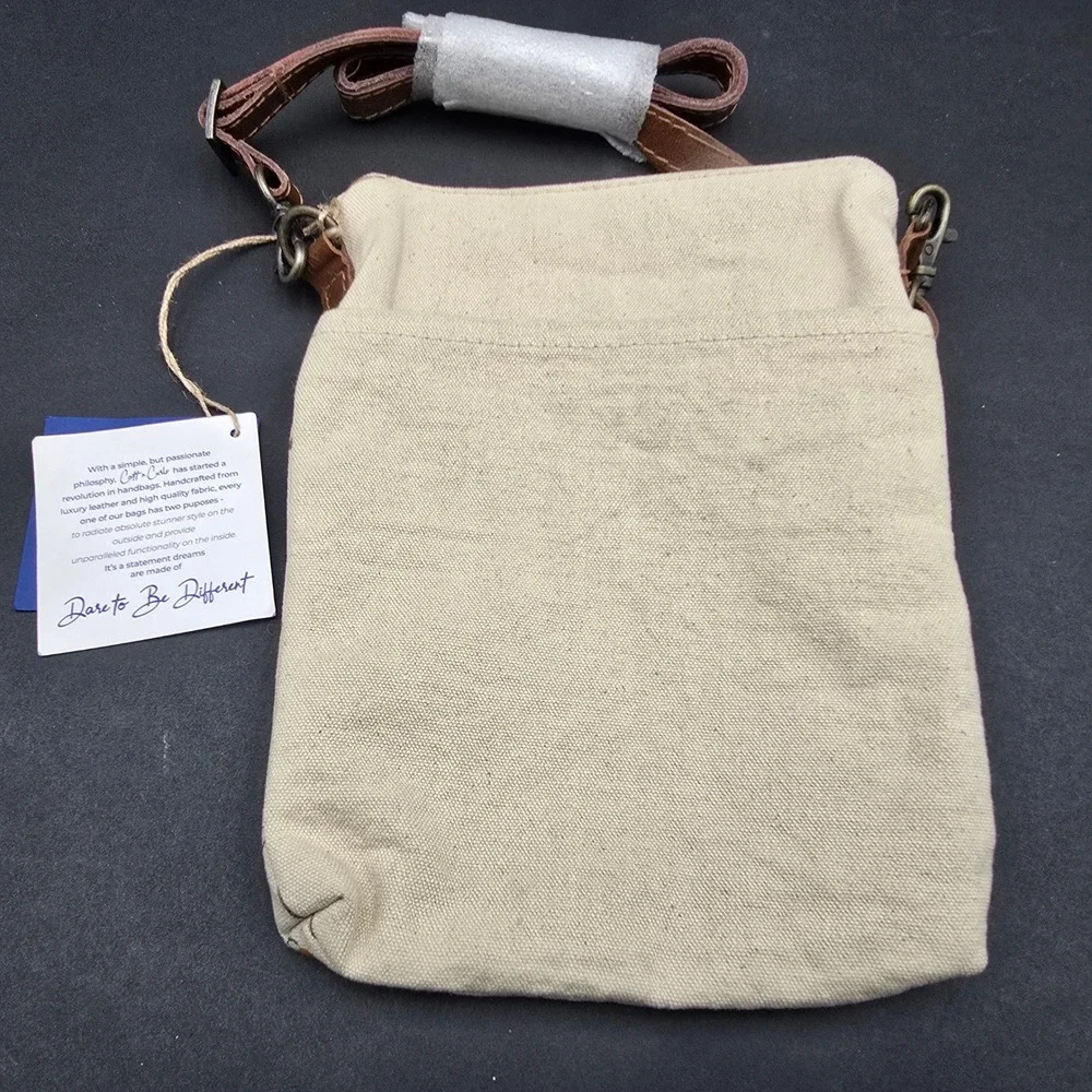 Cottn Curls Cats Slim Sling Canvas Crossbody Bag Cream Brown 638469 NWT